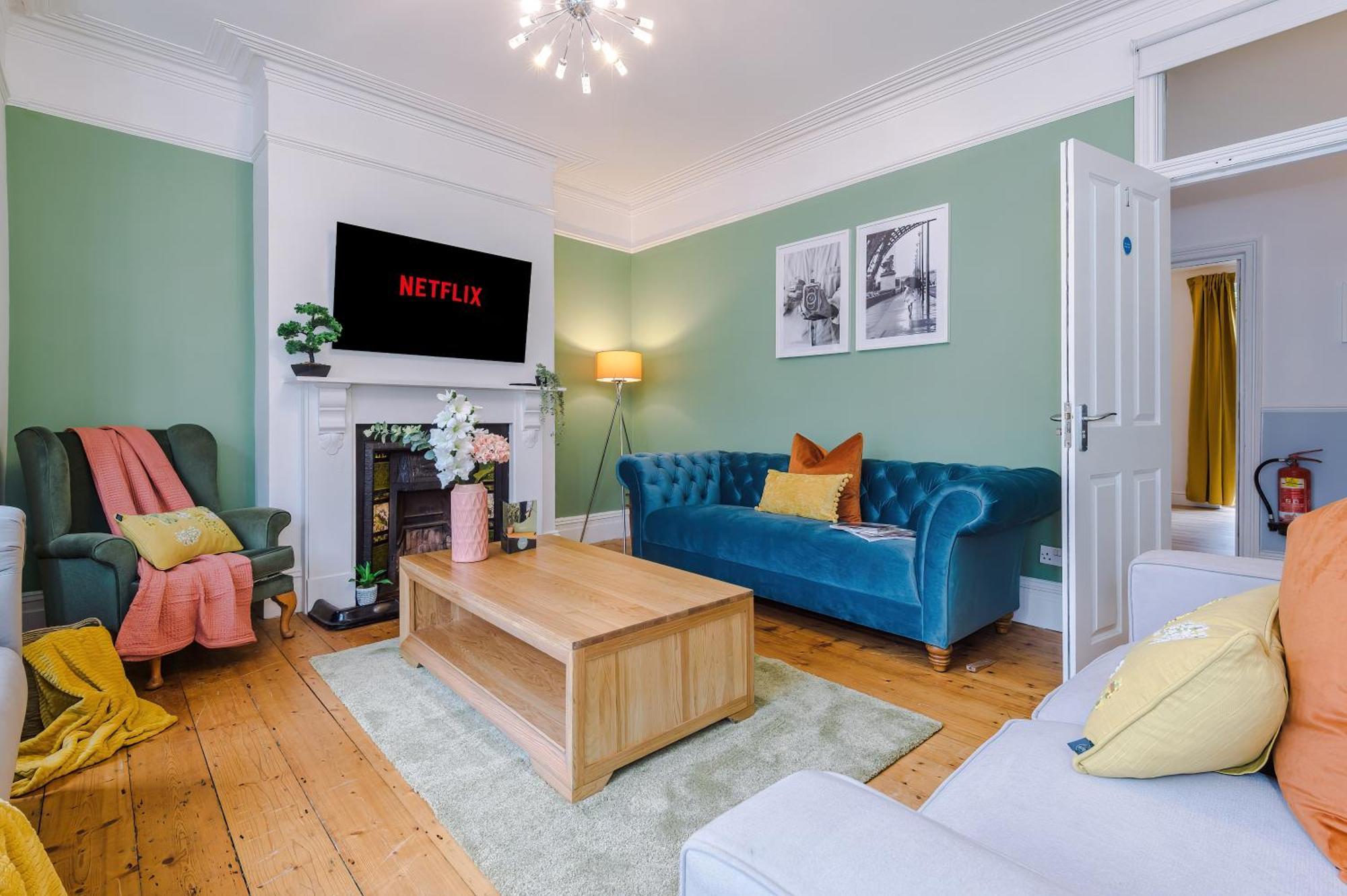 Incredible - Five Bedroom - 7 Actual Beds - 6 Bathroom House By Purestay - Central Bath With Parking Exteriér fotografie