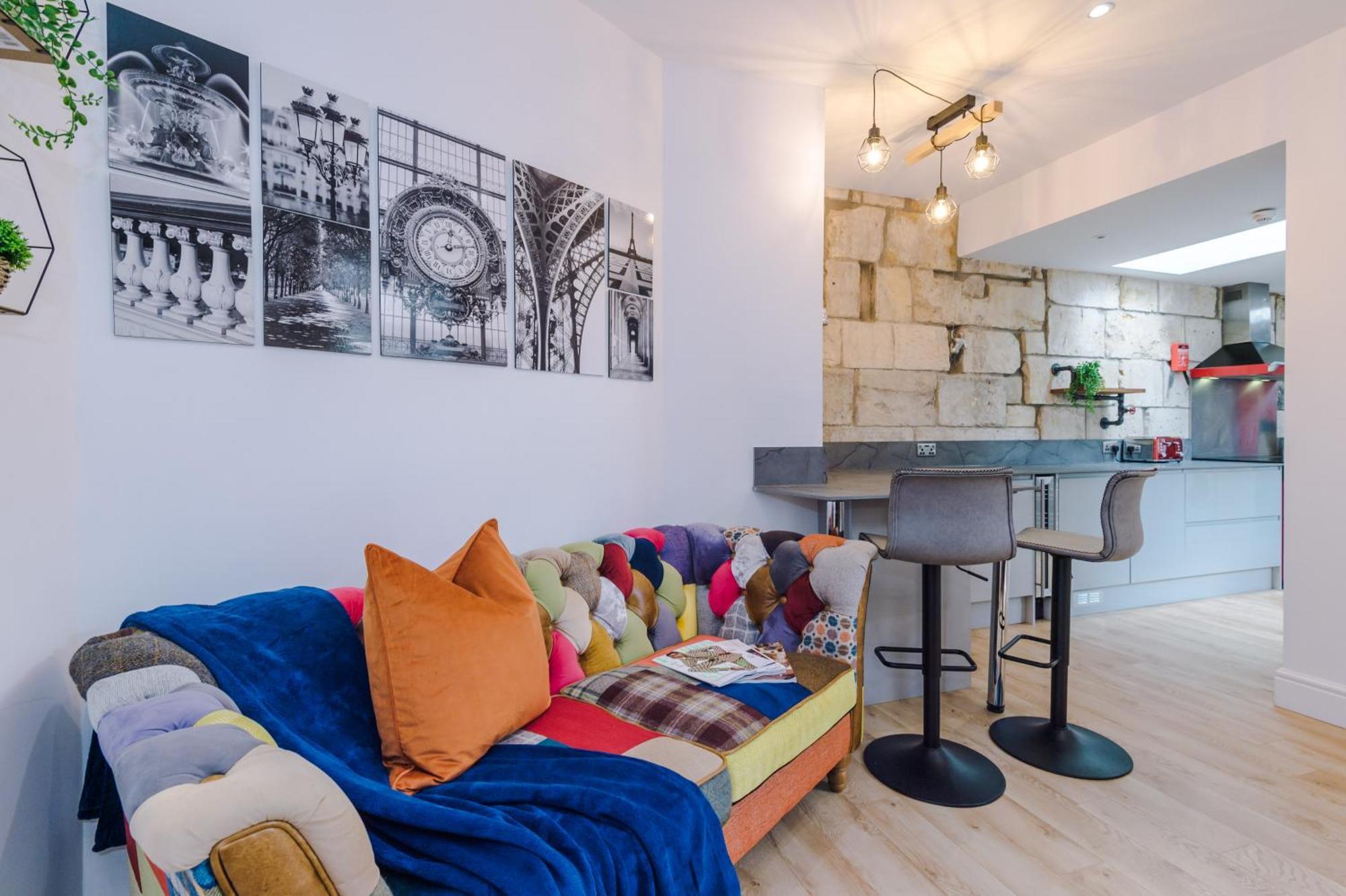 Incredible - Five Bedroom - 7 Actual Beds - 6 Bathroom House By Purestay - Central Bath With Parking Exteriér fotografie
