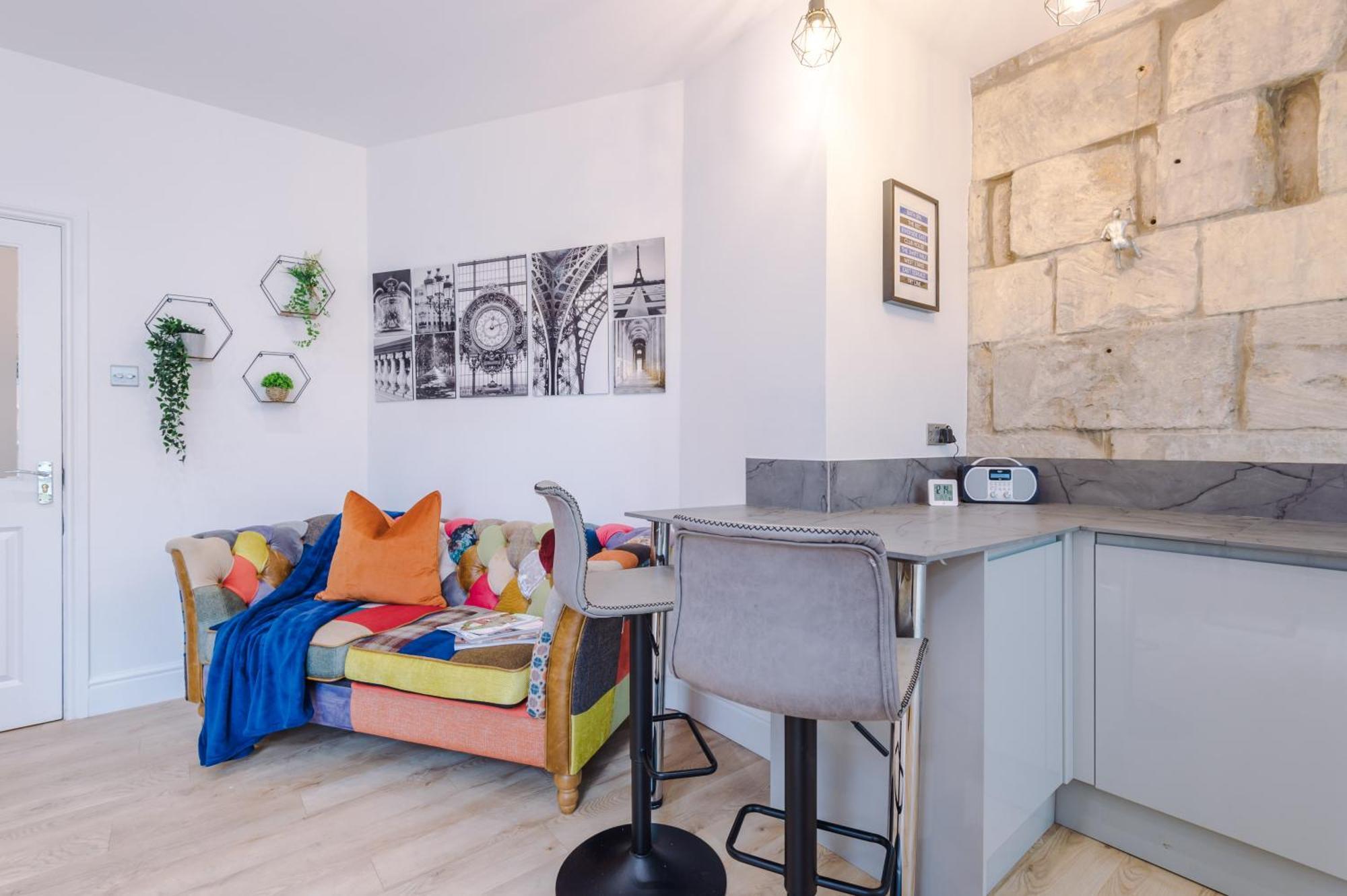 Incredible - Five Bedroom - 7 Actual Beds - 6 Bathroom House By Purestay - Central Bath With Parking Exteriér fotografie