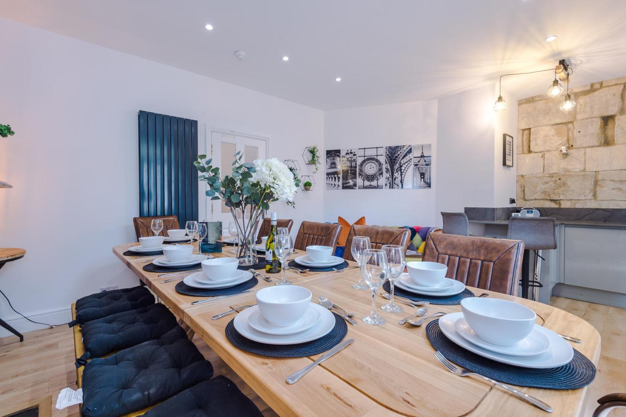 Incredible - Five Bedroom - 7 Actual Beds - 6 Bathroom House By Purestay - Central Bath With Parking Exteriér fotografie