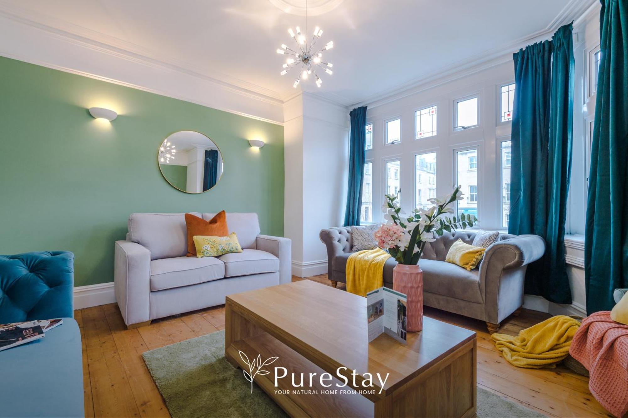 Incredible - Five Bedroom - 7 Actual Beds - 6 Bathroom House By Purestay - Central Bath With Parking Exteriér fotografie